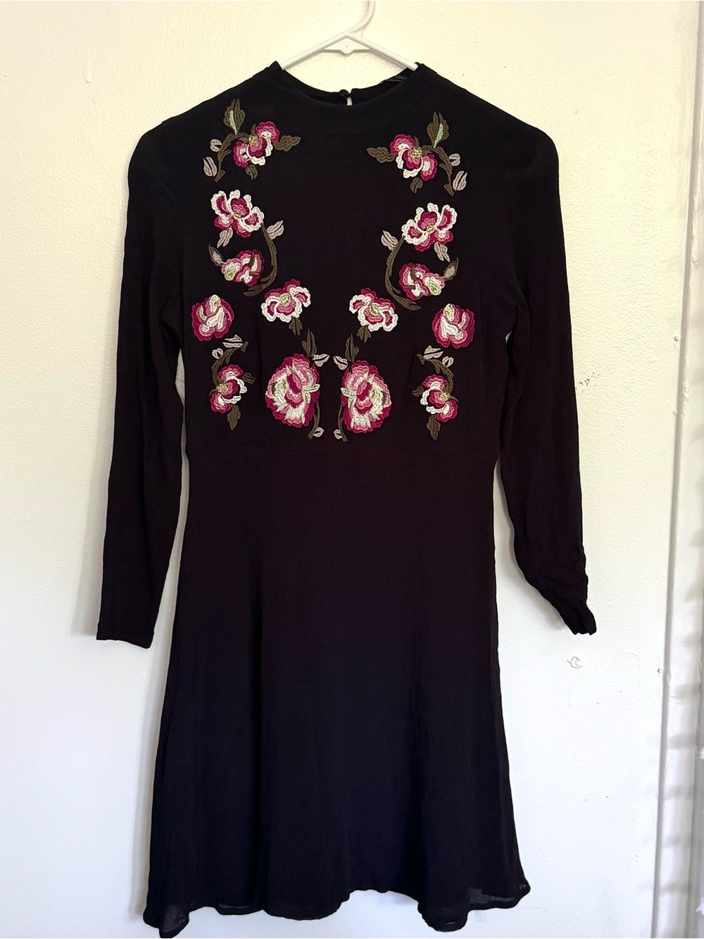Nanette Lepore Black Long-Sleeve Floral Embroidered Festival Dress